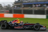 A Red Bull a Renault-verné meg 74