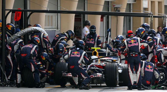 A Red Bull a Renault-verné meg 19