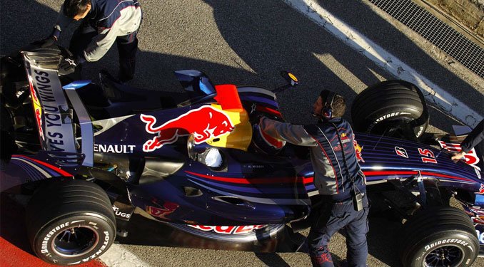 A Red Bull a Renault-verné meg 14