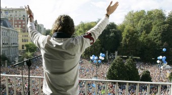 130 ezren Alonso mellett