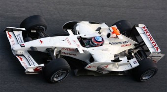 Végveszélyben a Super Aguri?