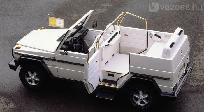 Új Merciben a Pápa 6 | Vezess Korábban is volt már G-osztály