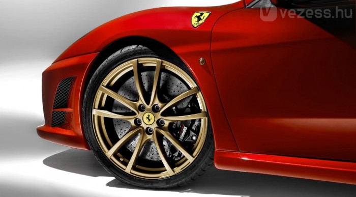 Kerámia minden Ferrarihoz