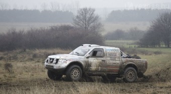 Palik Laci új autót kapott