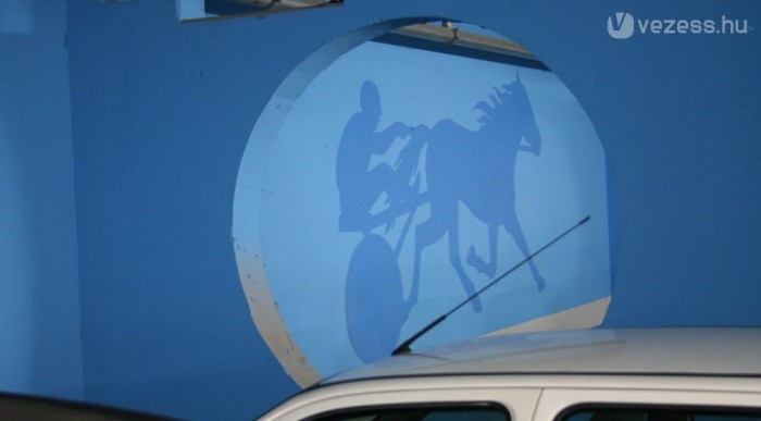 Az ügető helyére épült az áruház