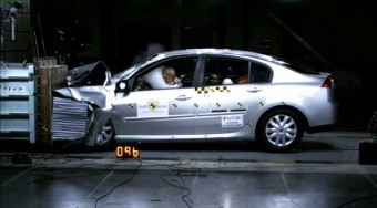 Szuperbiztonságos a Renault Laguna