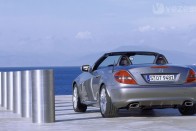 Megújult a Mercedes SLK 19