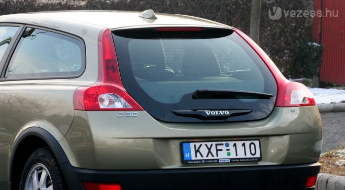 Az igazi ferdehátú