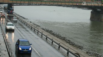 A köd mellett ónos eső is lehet