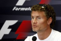 Coulthard összeesküvésről beszél