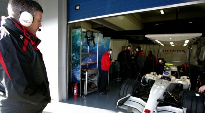 2009-ben bajnok lehet a Honda? 6 | Vezess Brawn tökéletes a munkára