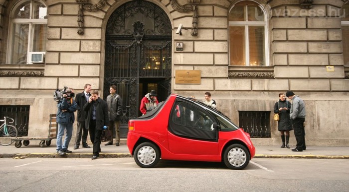 Baj lenne, ha mindneki hasonlóval járna