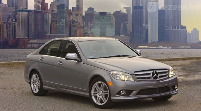 Rekordbüntetés autógyáraknak