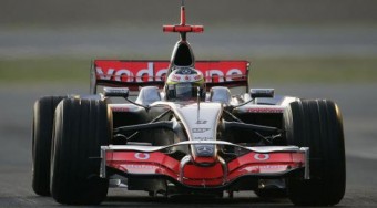 Pályán az új McLaren