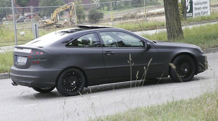 Bombanő az új Mercivel 6