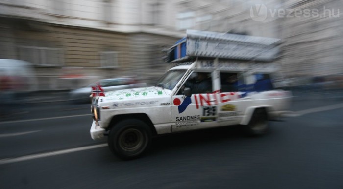 Dakar helyett 7 | Vezess Sietős