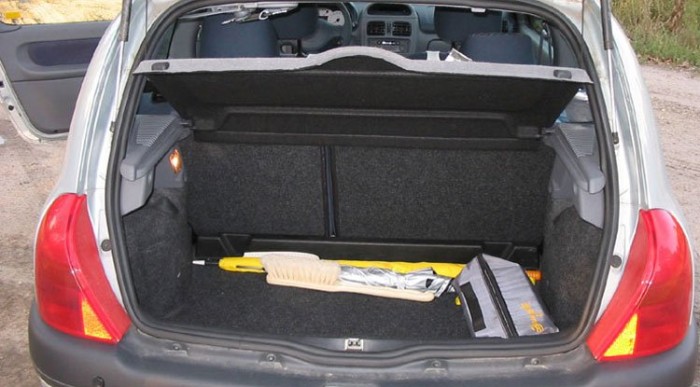 Mi kerül ebben a fotelben...? Szedjük szét!