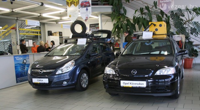 Vonzó a Corsa, de az öreg nyer