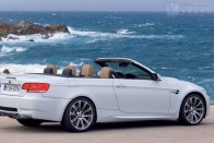 Először az M3 Coupé és Cabriolet modellekben