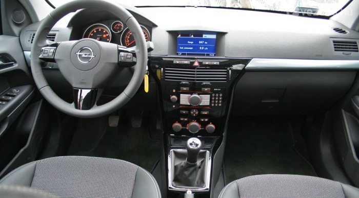 Nincs mit kritizálni az anyagokon