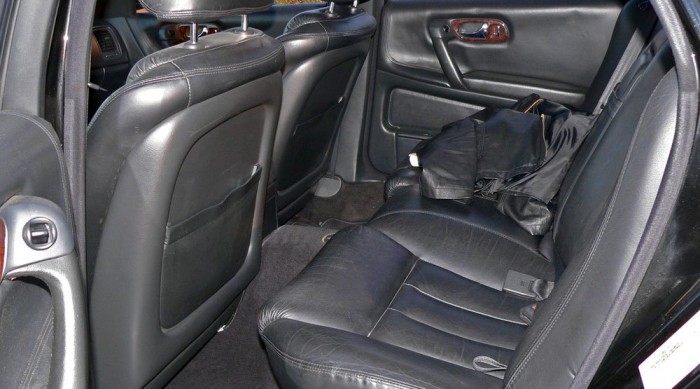 Luxusautó 50 ezer forintért 10 | Vezess Hátul is elférni