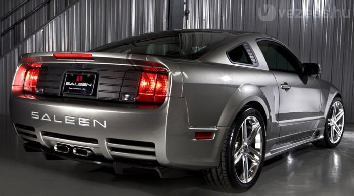 Limó, ebéd, drága autó 6