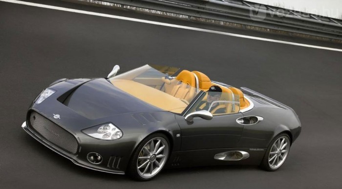 Új sportkocsival az életben maradásért