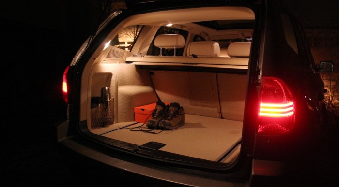 Teszt: BMW X3 2.0d 11 | Vezess Nem szívesen rakja be az ember a bakancsot