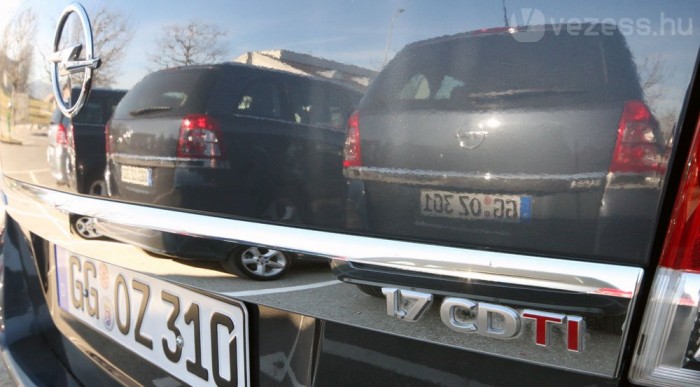 A lényeg jobbra lent