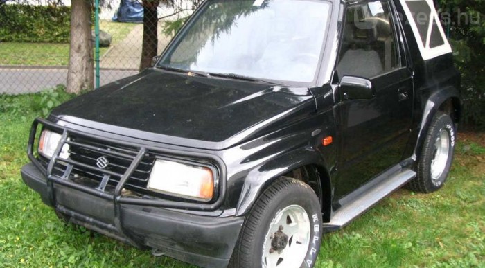 A fekete Suzuki a menő