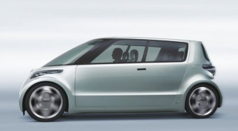 A Toyota is olcsó autót tervez