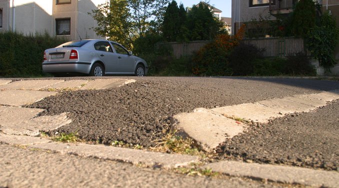 A fekvőrendőrök keljenek fel!? 23