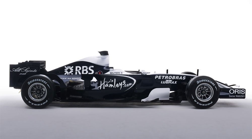 Szoros verseny vár az FW30-ra