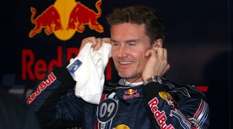 Coulthard is a Ferrarira szavaz