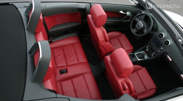 Teszten az új magyar Audi 8 | Vezess Hátul sok a hely, főleg a fejnek