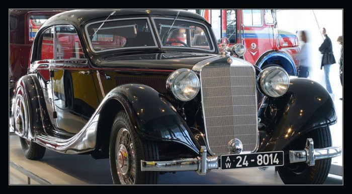 320 Streamlined Limousine