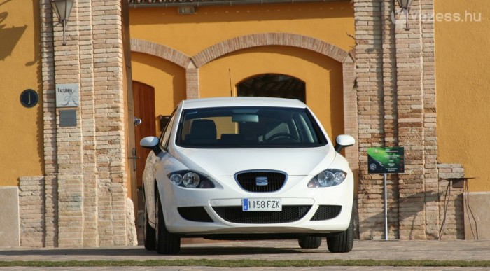 Kívülről nem változott