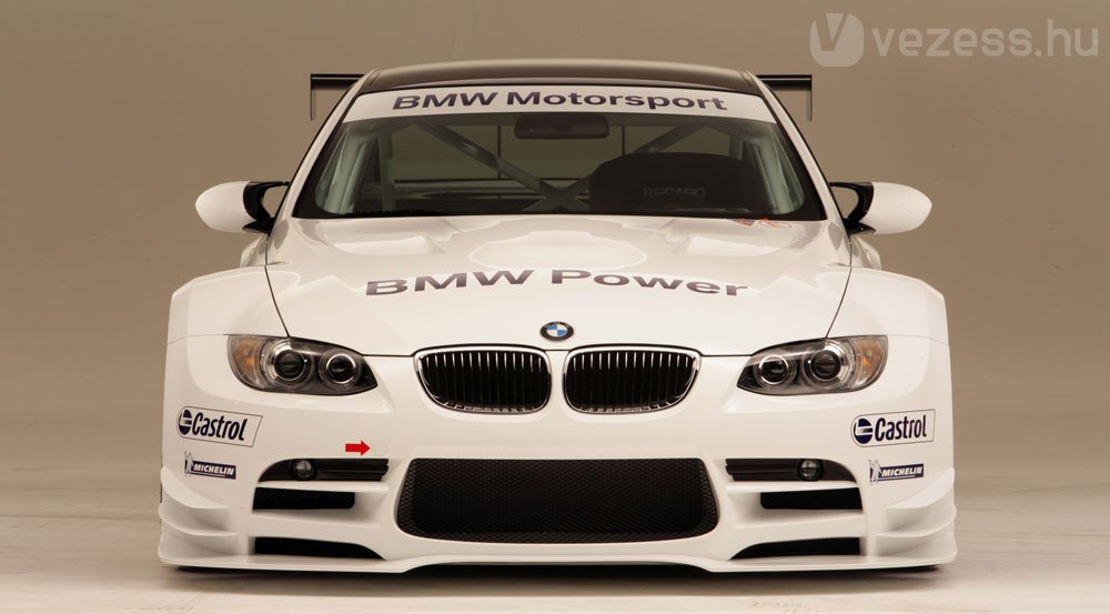 BMW M3 versenypályára 1