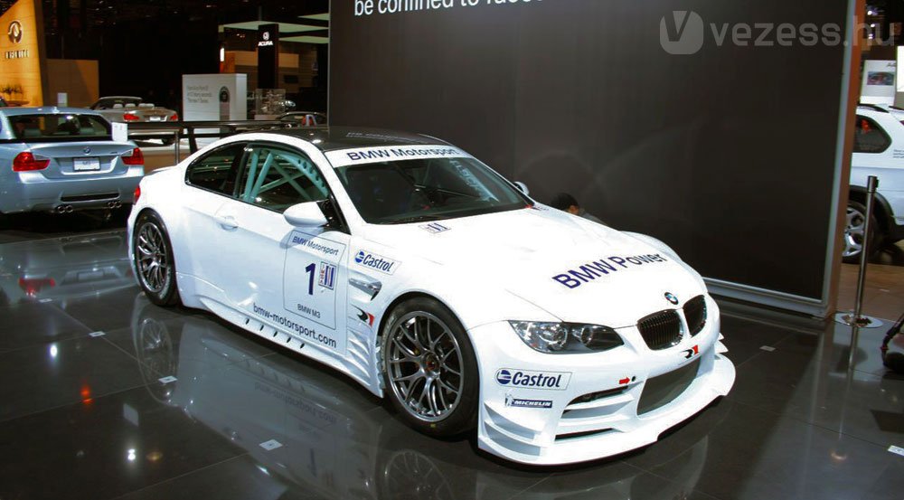 BMW M3 versenypályára 4