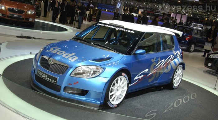 Tesztelik a legerősebb Fabiát 6 | Vezess Egy éve már láttuk