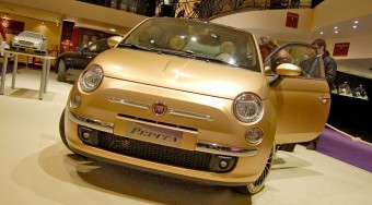 Aranyozott Fiat 500