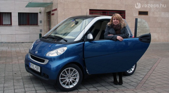 3.906.000 Ft - az autó