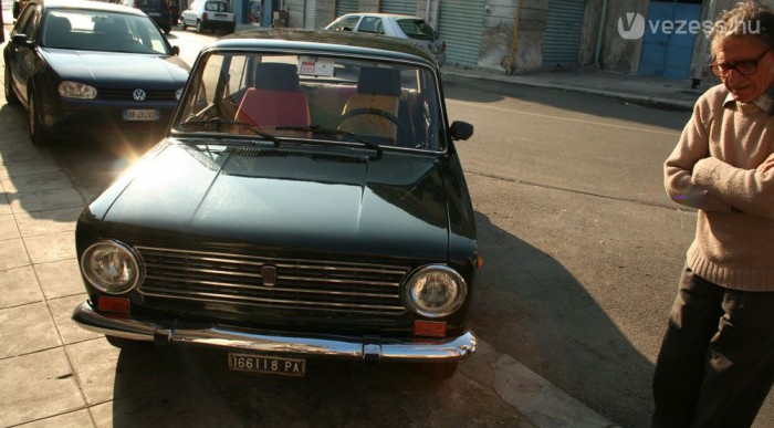 34 éve tart a bácsi és a Fiat 124 hűsége