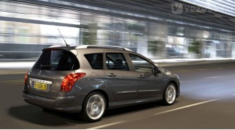 Új hétüléses Peugeot érkezett