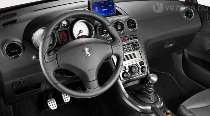 Sportmodell a Peugeot-tól 4