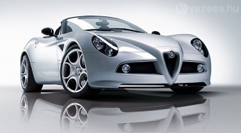 Újabb Ferrari-motoros Alfa