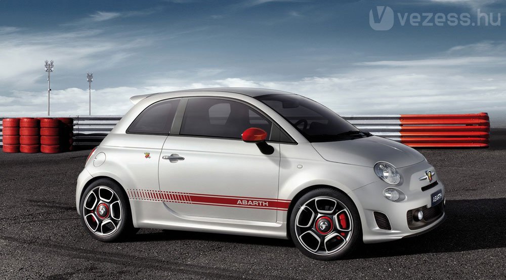 Élményautó lesz az Abarth 500 6