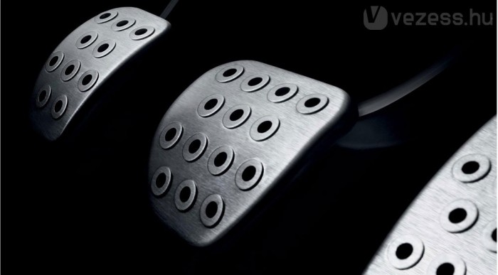 Élményautó a Renault Lagunából 6