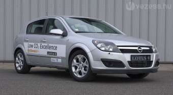 Hibrid Astra a Lotustól