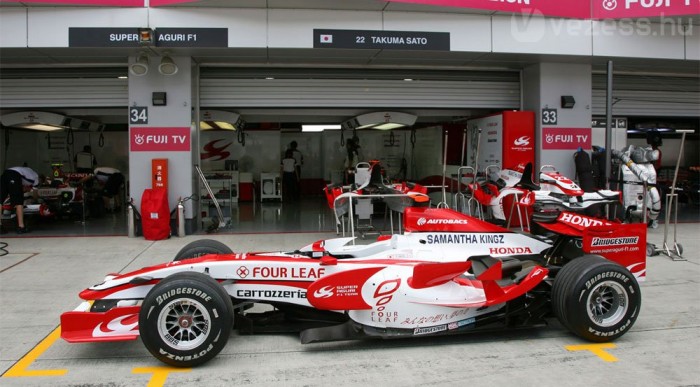 F1: Életben marad a kis csapat 4 | Vezess Állítólag már van új autó is